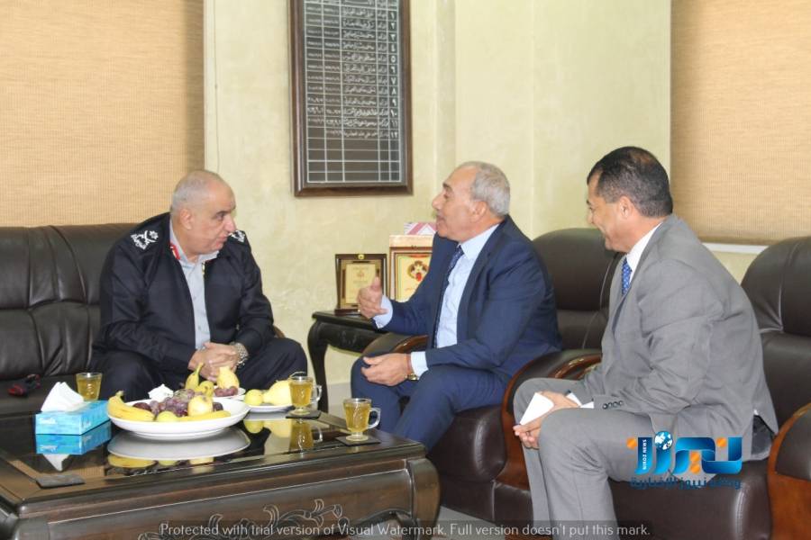 مدير الدفاع المدني يزور مؤسسة المتقاعدين العسكريين