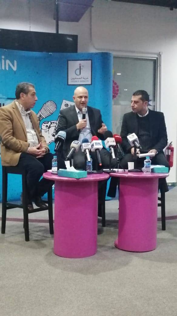 الغرايبة: الحكومة توقف الدفع النقدي وتتوجه إلى الرقمي العام المقبل