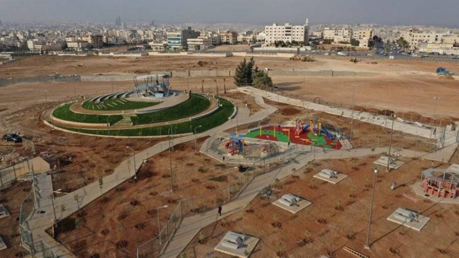 شاهد بالصور حدائق الملك عبدالله الثاني في المقابلين