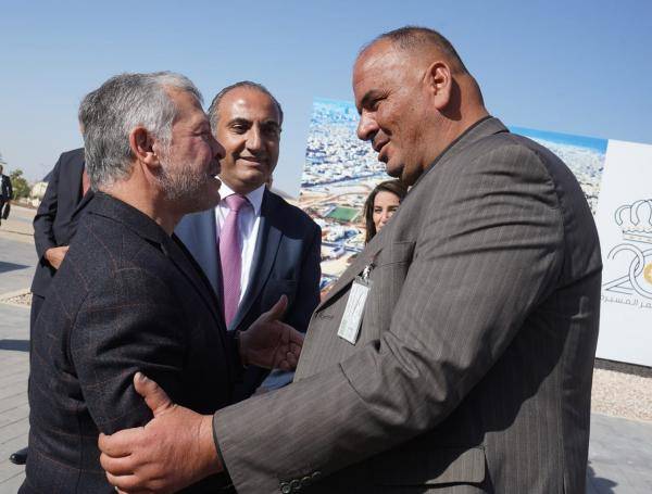 شاهد ماذا حدث بين الملك ومدير مشروع حدائق المقابلين... تفاصيل