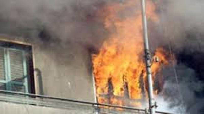 وفاة طفلة وإصابة شقيقها الرضيع بحريق منزل في الرمثا