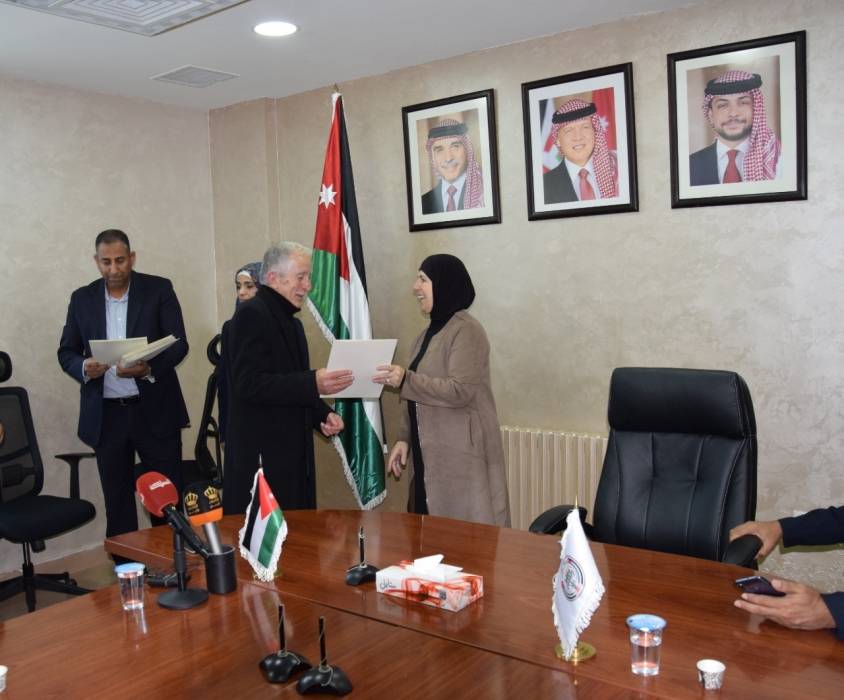 التنمية تموّل مشاريع انتاجية وصناديق ائتمان بـ132 ألف دينار أردني