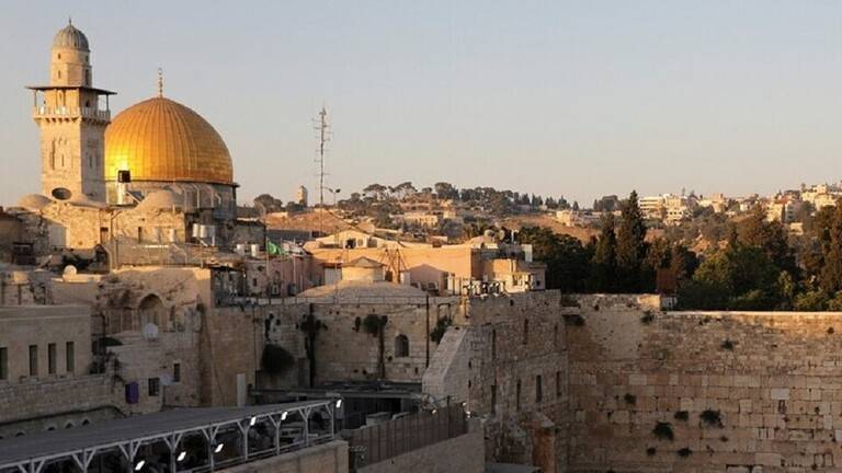 اعتقال طفلة فلسطينية بتهمة حيازتها سكين