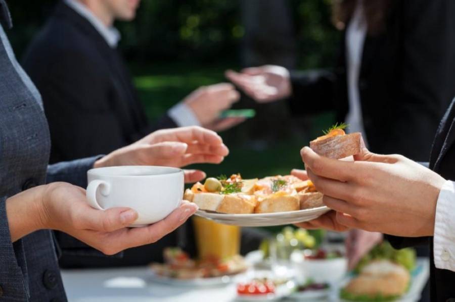 17700 دينار وجبات لموظفي مستقلة الانتخاب