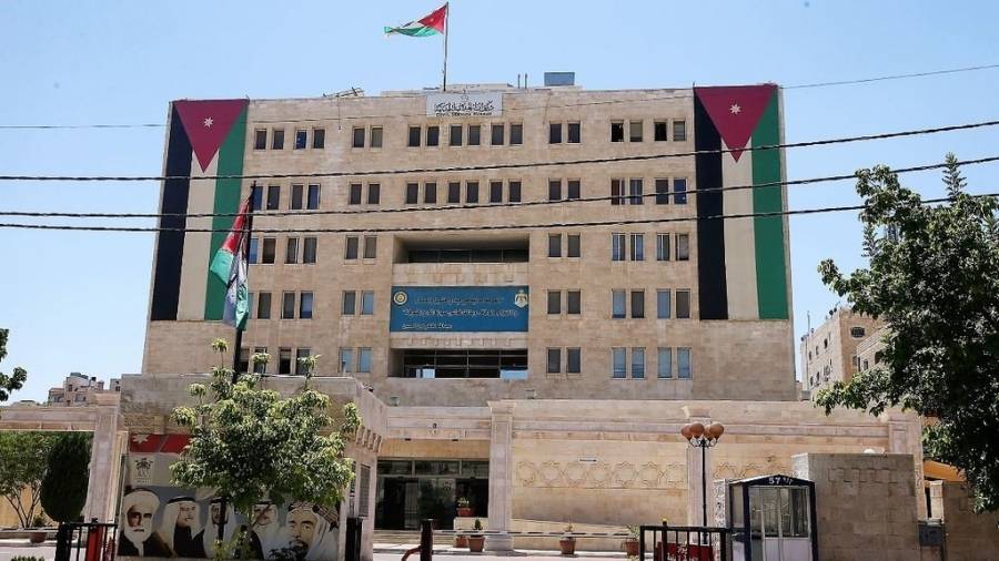 شاهد بالاسماء .. مدعوون للامتحان التنافسي لوظيفة معلم