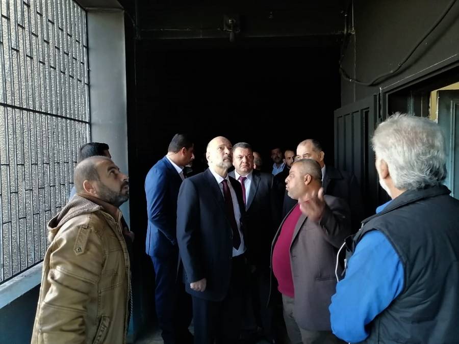 الرزاز يزور مدرسة مصعب بن عمير الثانوية للبنين في لواء الرمثا.