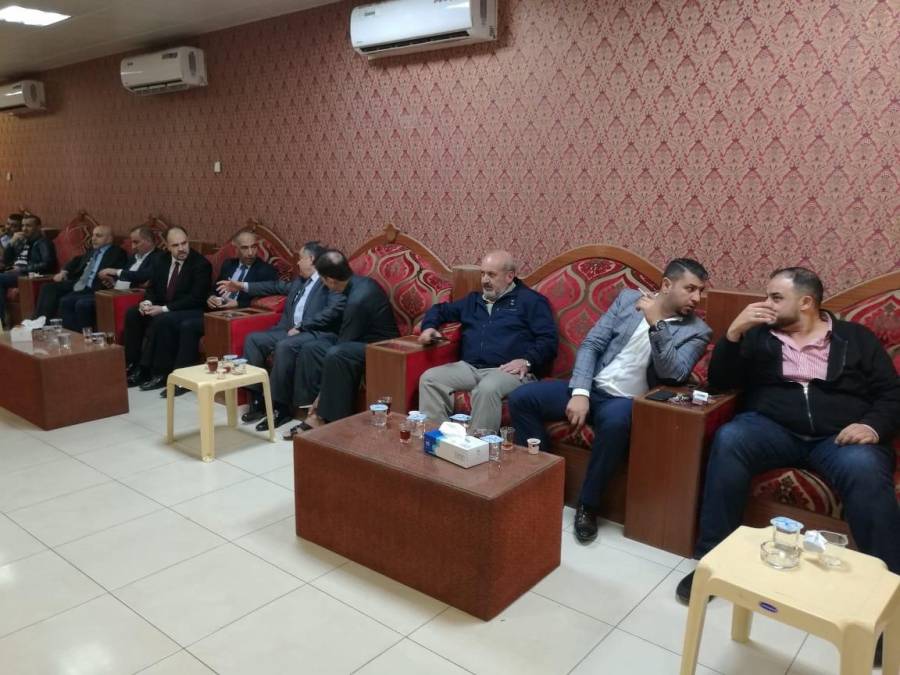 السفير الأردني في الإمارات يزور بيت عزاء عشيرة الحياصات بأبوظبي