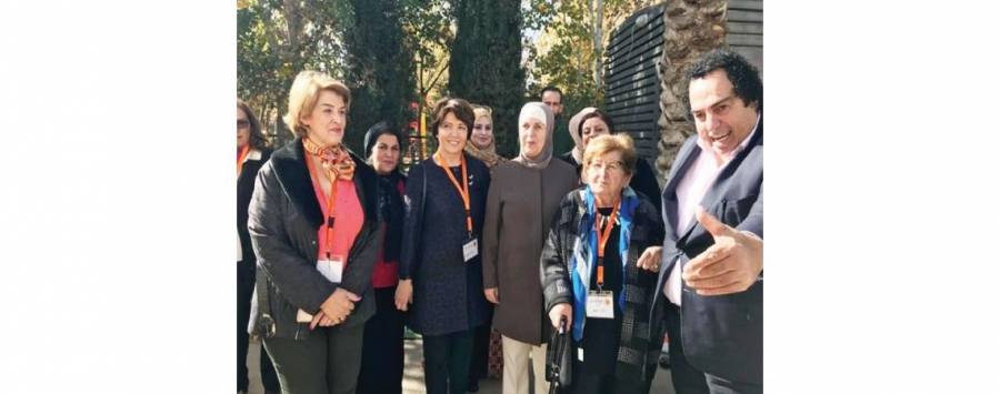 إسحاقات تفتتح البازار الخيري لجمعية الأسرة البيضاء «سلة رواقنا»