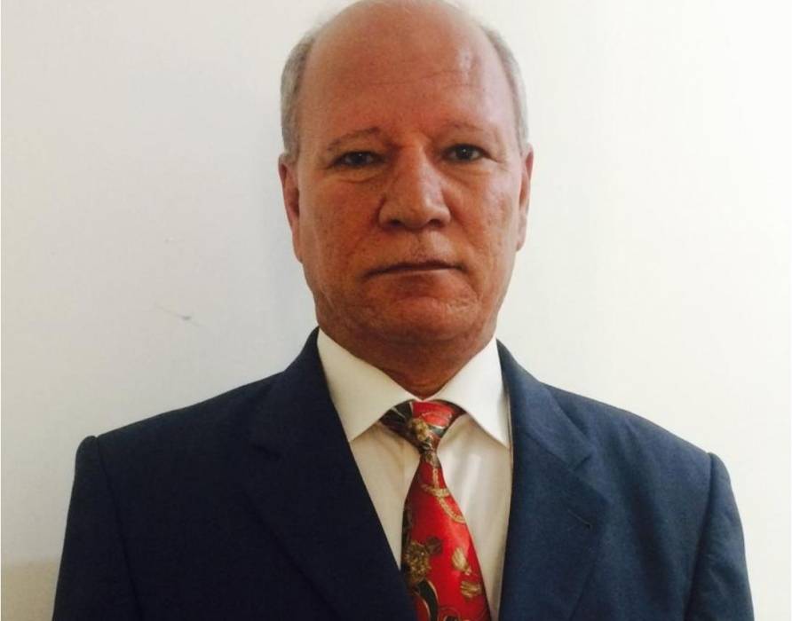 تسع وزارات وثمانون نائباً ،،، كفاية !!!!.