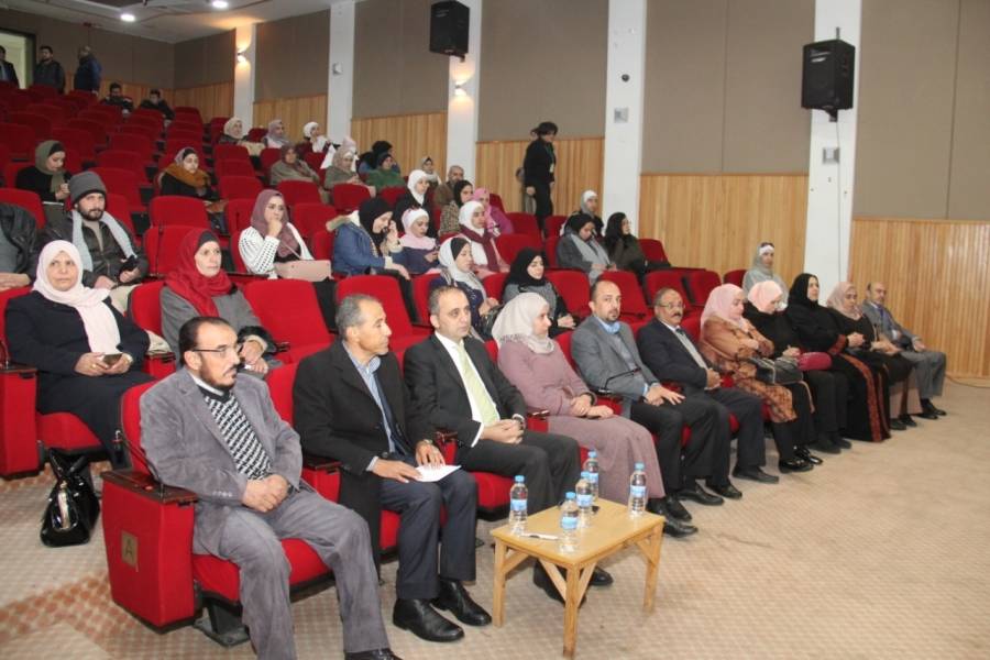 البلقاء التطبيقية ومؤسسة الملك الحسين تنفذان مشروع المشاركة الشبابية والتشغيلأيام الريادة