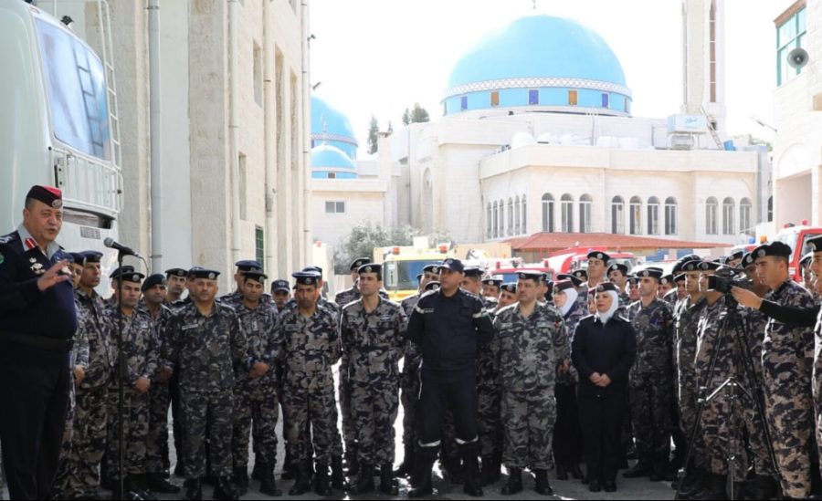 العميد الصبيحي يتفقد سير العمل بمديريتي دفاع مدني شرق عمان وإنقاذ وإسناد الوسط