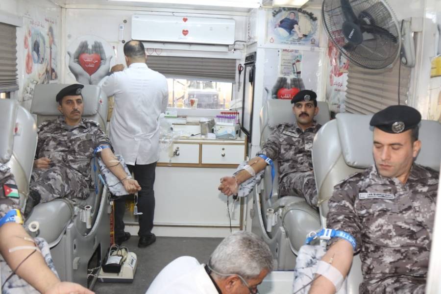 قوات الدرك تختتم العام 2019 بحملة للتبرع بالدم...صور