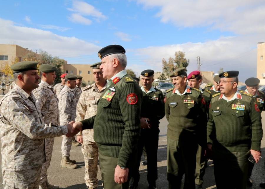 الحنيطي :  يشيد بالمعنويات العالية والاحترافية وأسلوب الإدارة والتدريب  في المركز العسكري للتجنيد... صور