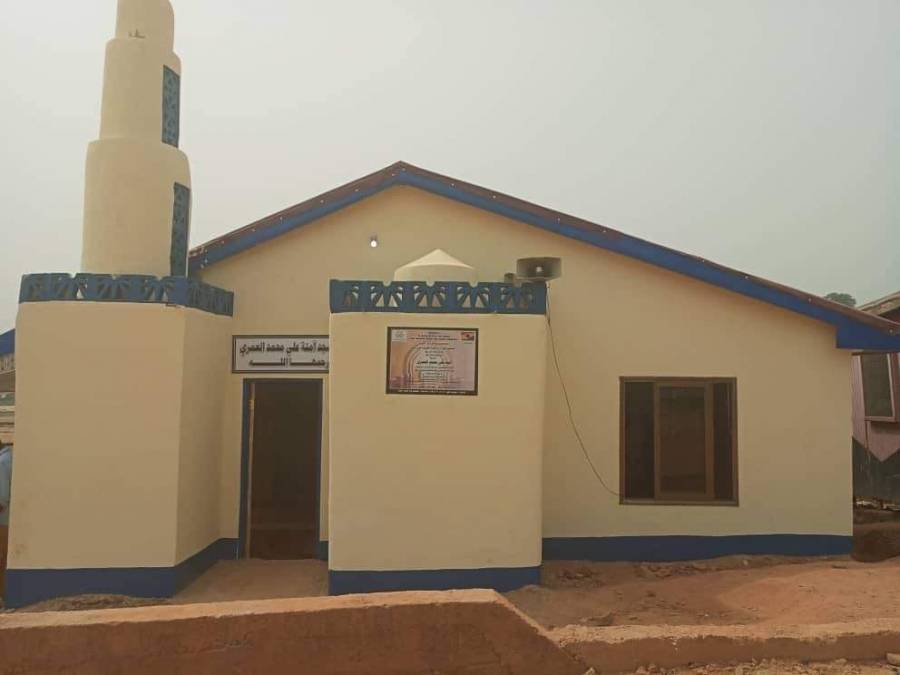  صدقة جارية على روح والدتها   الدكتورة السليم تبني مسجداً ومركزاً تعليمياً في جمهورية غانا الافريقية