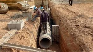 أهالي الهاشمية في الزرقاء يطالبون بإنشاء شبكة صرف صحي