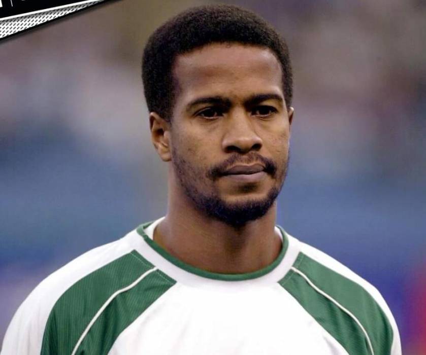 لاعب المنتخب السعودي العويران في ذمة الله