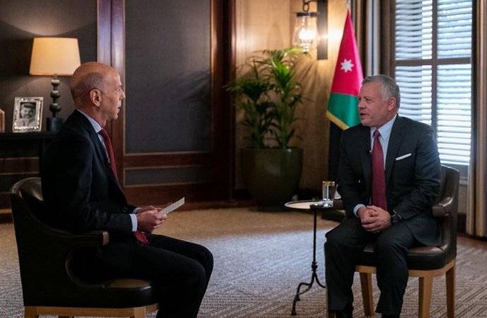 الملك يتوقع استئناف العلاقات الدبلوماسية مع سوريا.. ويؤكد أن الحوار مع إسرائيل متوقف