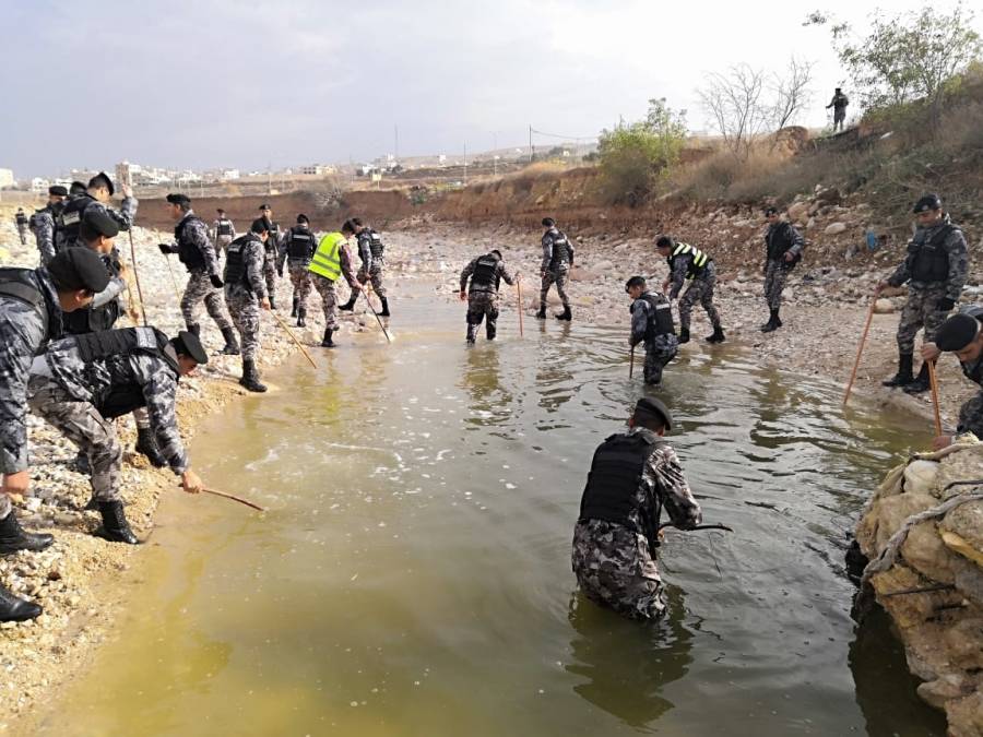 كتيبة مهام خاصة من الدرك وسرية من لواء الصحراء لدعم فرق البحث في سيل الزرقاء