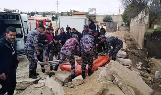 اربد: مدارس آيلة للسقوط في لواء الكورة وغرف صفية تضم أكثر من 50 طالباً