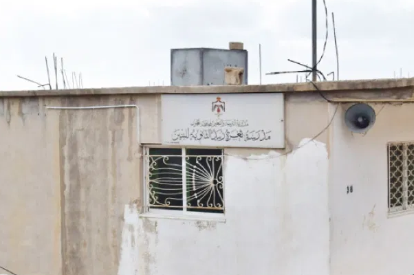 عجلون:أهالي بلدة زبيد يطالبون بإنشاء مدرسة جديدة للذكور