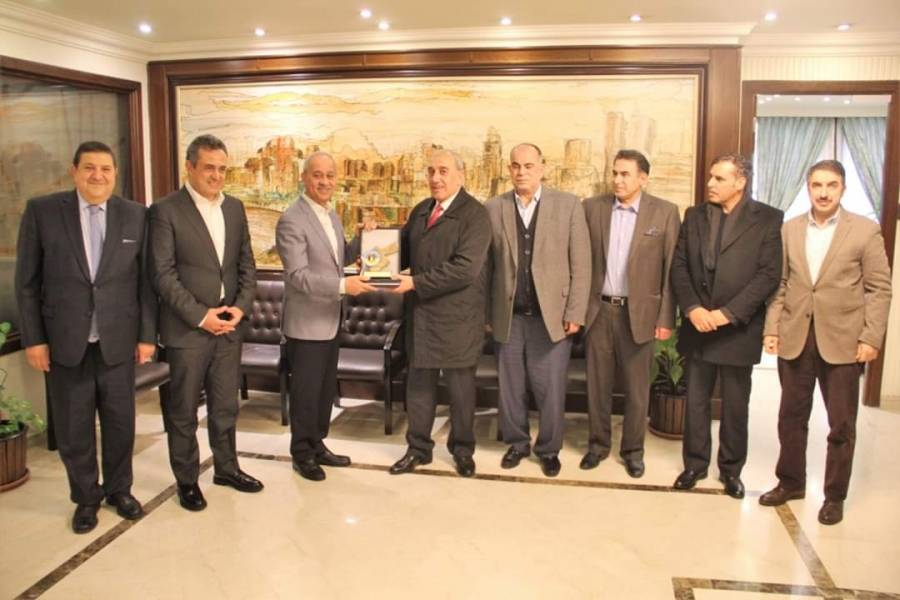 صناعة عمان  تدعو للاستفادة من خبرات المتقاعدين العسكريين