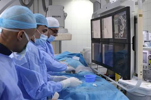 إجراء عملية طبية جديدة في الخدمات الطبية الملكية...