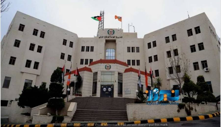 الدفاع المدني يدعو المواطنين للحذر من الانزلاقات