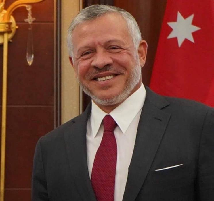 حمده النجادات تهنئ جلالة الملك بعيده الثامن والخمسين