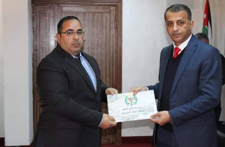 العقيد الغويري يرعى حفل تخريج مكافحة الفكر المتطرف