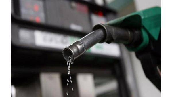 انخفاض أسعار البنزين والديزل لشهر شباط