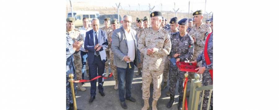 بتوجيهات ملكية.. الحنيطي يوعز ببناء وترميم مساكن أسر عفيفة