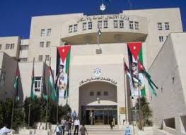 الاشغال تستمر في حالة الطوارئ خلال المنخفض الجوي