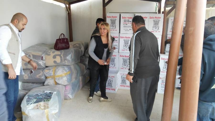 جمعية البلقاء الخيرية تنفذ حملة دفئ في مخيم غزه