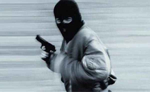 سطو مسلح على مطعم في اربد وسلب 300 دينار