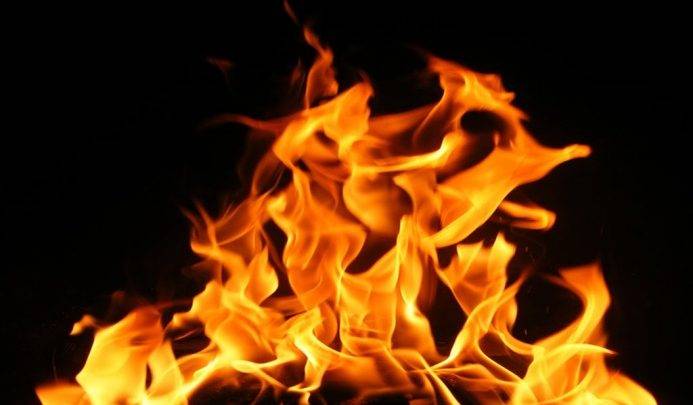 جرش.. الأجهزة الأمنية تنجح في ثني صاحب كشك عن الانتحار