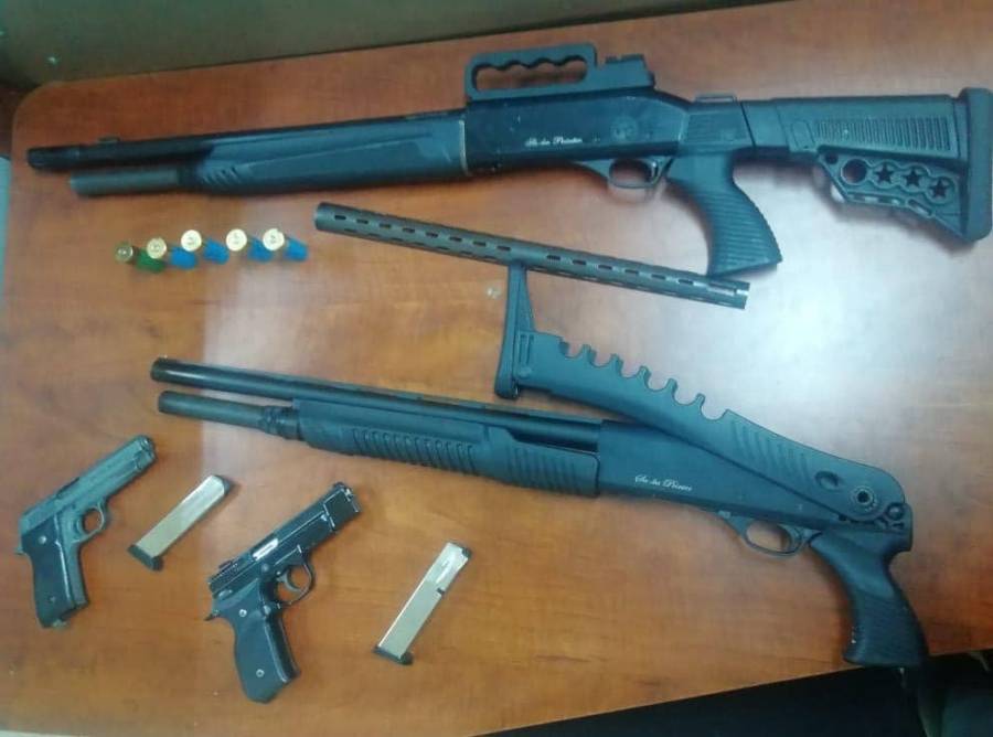 القبض على الشخصين اللذين ظهرا بمقطع الفيديو وهما يقومان باطلاق عيارات نارية عشوائية