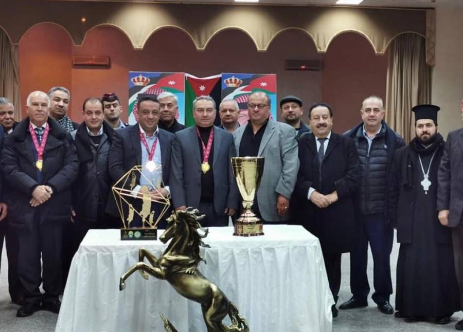 الوزيران الداوود وبريزات يهنئان نادي شباب الفحيص للسيدات