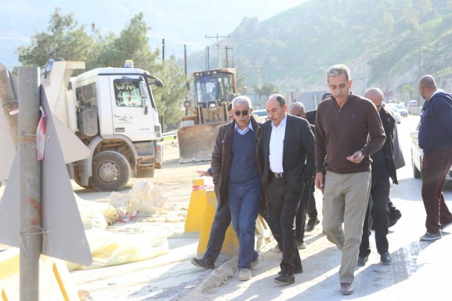وزير الاشغال يتفقد مشروع إعادة تأهيل مدخل جرش الجنوبي