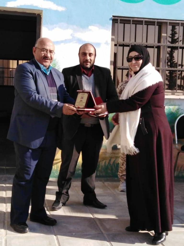 مدرسة  العبدلية  الاساسية المختلطة  تحتفل بيوم المتقاعدين  العسكريين والمحاربين القداما....