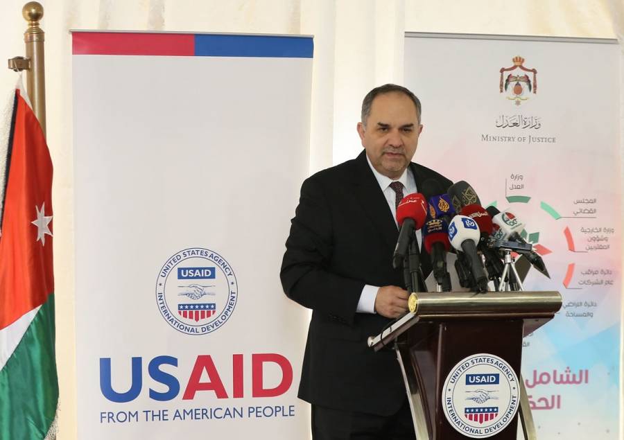 وزير العدل يفتتح مركز الخدمات الحكومية الشَّامل