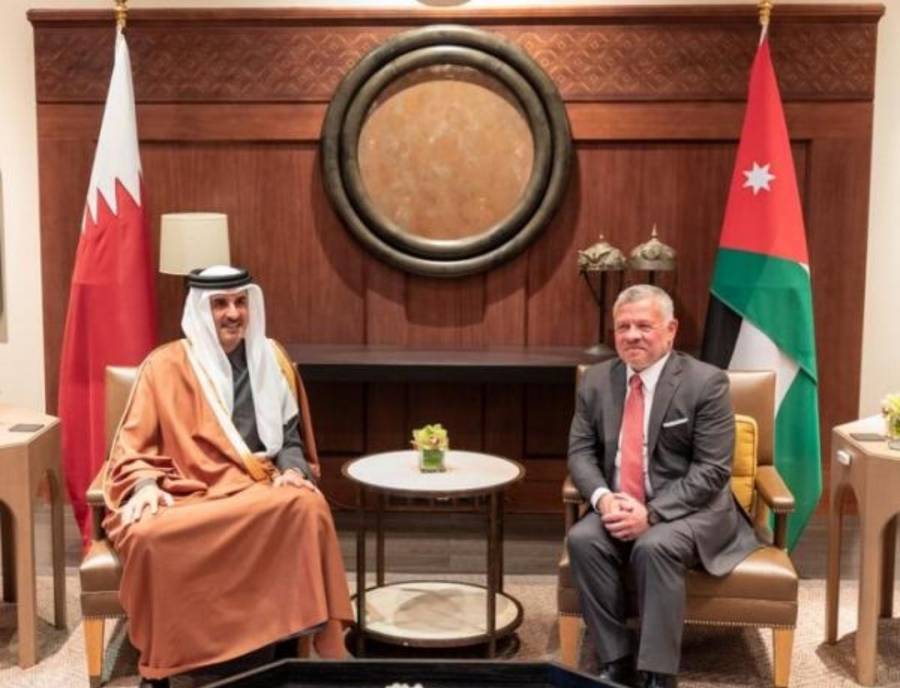 أمير قطر يوجه بـ10 آلاف فرصة عمل اضافية للأردنيين