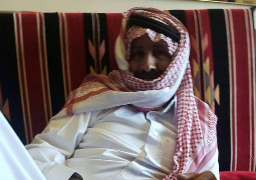 زريقات :  إذا لم تكن الكمامات في السوق كافية .. تلصموا بالشماغ