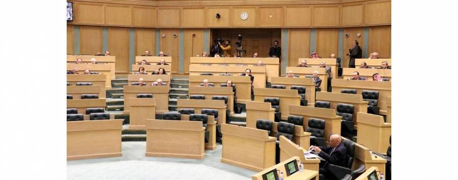 مشتركة النواب تواصل مناقشة رخص المهن بأمانة العاصمة