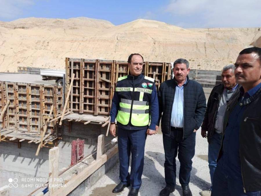 الصرايرة يتفقد سير العمل في مشروع سد وادي بن حماد... صور