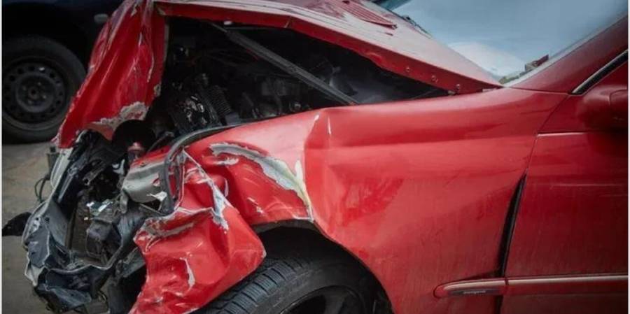 وفاة و ثلاثة اصابات اثر حادث تدهور على الطريق الصحراوي