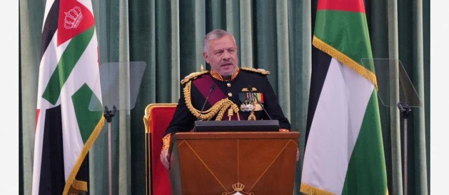 بدء صرف مكرمة جلالة القائد الاعلى للقوات المسلحة لـ 600 من ضباط الأمن العام المتقاعدين