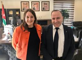 خرفان يلتقي رئيسة اللجنة الفرعية لوكالة الغوث الدولية