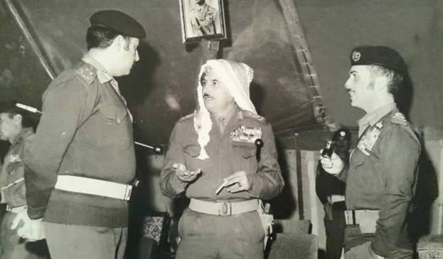 عصا القائد.. ترمز الى القوة والصلاحيات