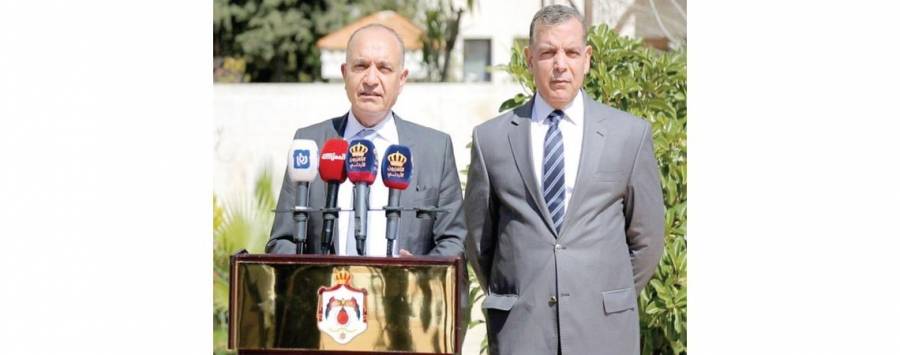 إعفاء الكمامات ومعقمات الأيدي من ضريبة المبيعات