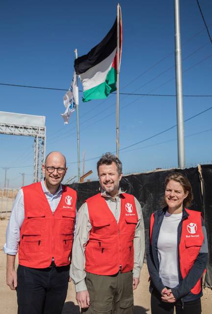 ولي عهد الدنمارك يزور مخيم الزعتري